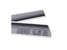 EMBLEMA FAIXA LATERAL FIAT UNO 1990 A 1993 1.6R PRATA